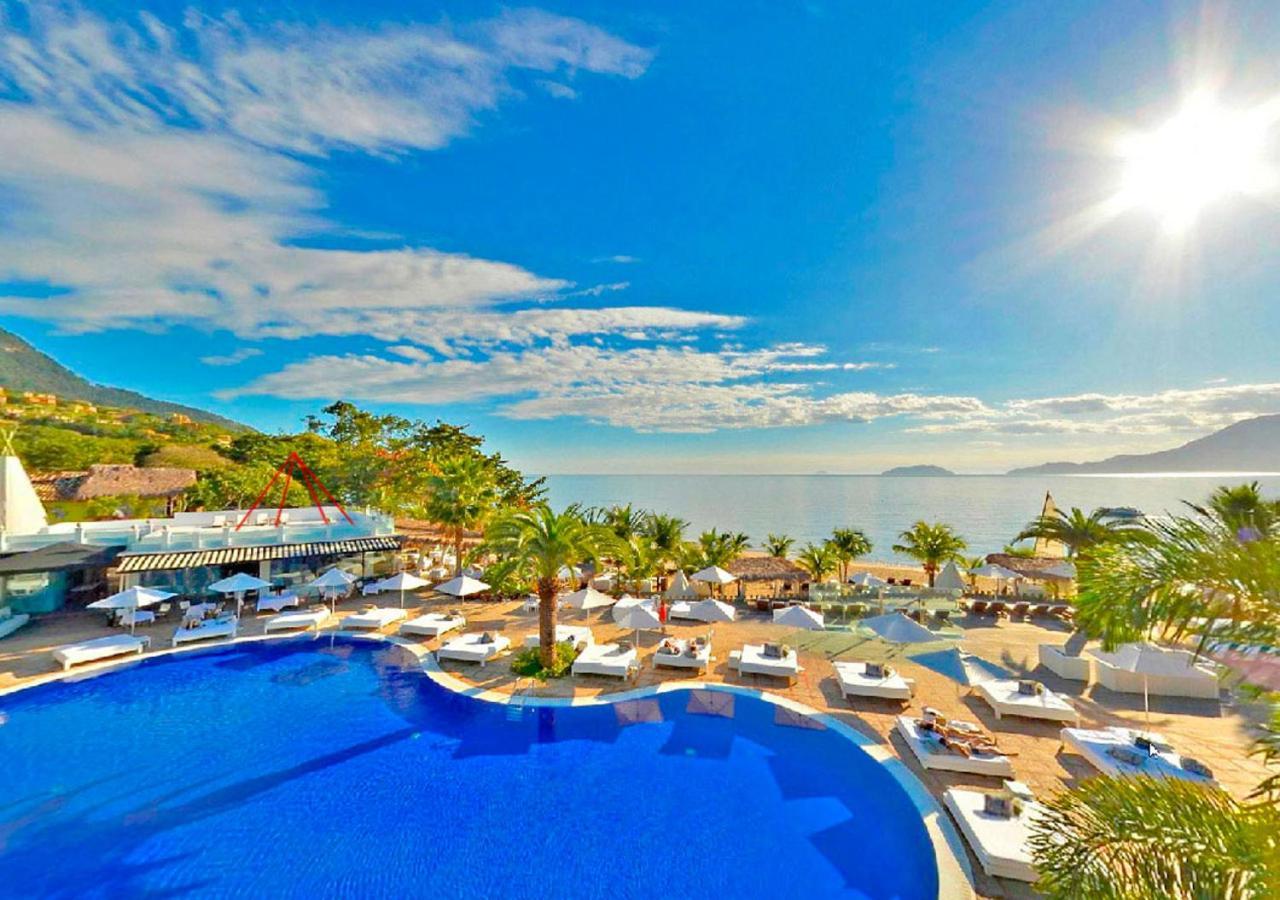 Dpny Beach Hotel & Spa Ilhabela Exterior foto View of the resort
