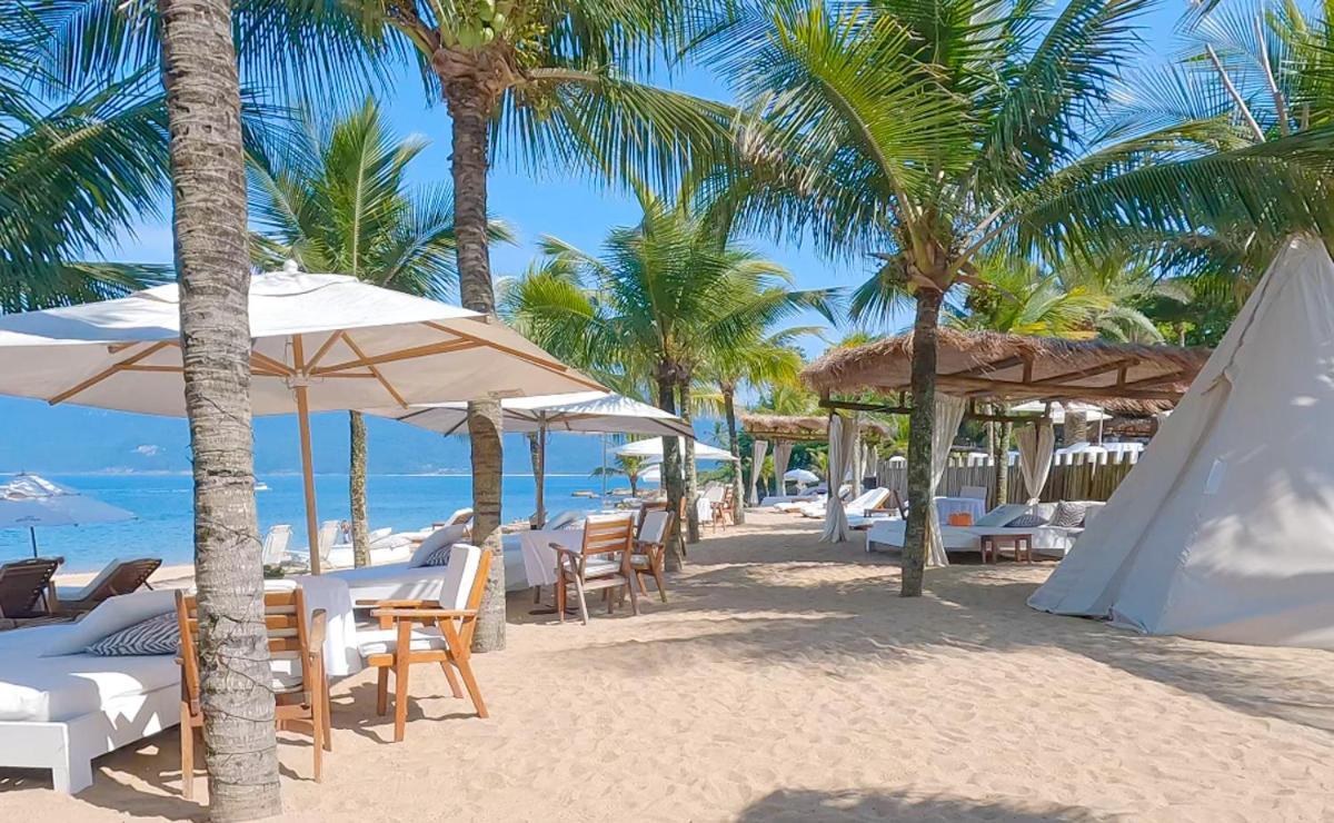Dpny Beach Hotel & Spa Ilhabela Exterior foto Beach at the InterContinental Resort